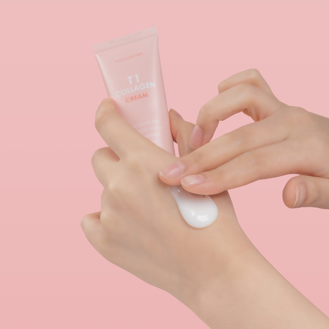 KOCOSTAR T1 Collagen Cream on 65 % hydrolysoitua kollageenia sisältävä innovatiivinen, kalvon muodostava naamio, joka auttaa tasoittamaan ihon pintaa ja vähentämään näkyviä ikääntymisen merkkejä ajan myötä.